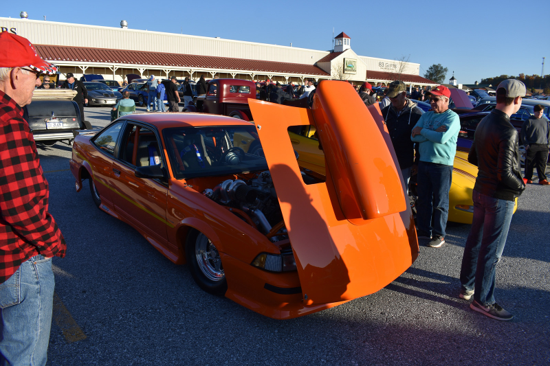 Illustration for article titled Car Show Season...